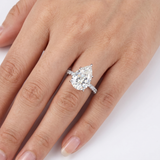 Vivian Pear Ring - White Gold