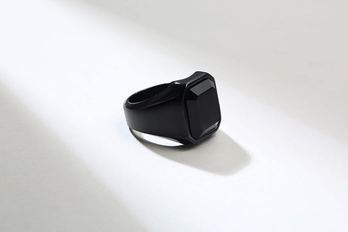 Leon Ring – Onyx Black