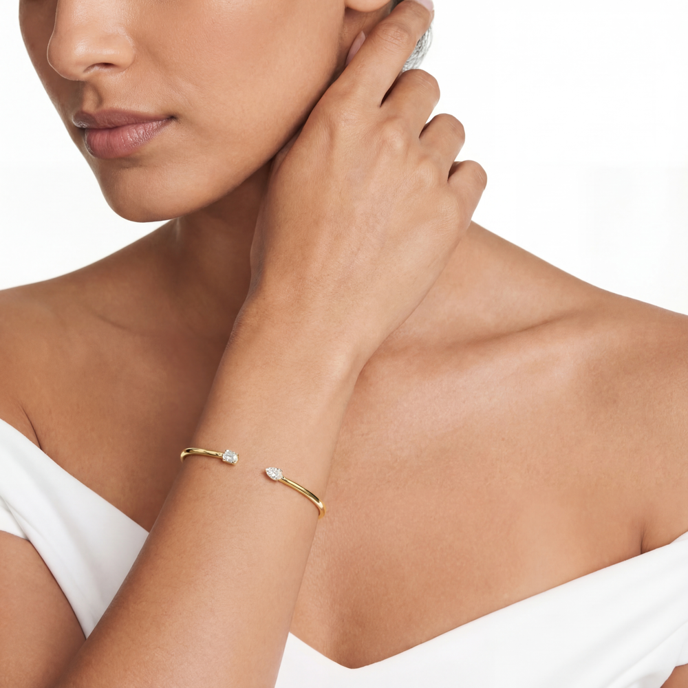 Noga Bangle Bracelet - Gold