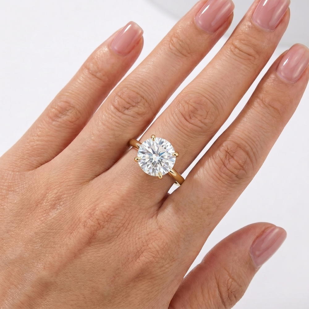 Classic Solitaire Ring - Gold