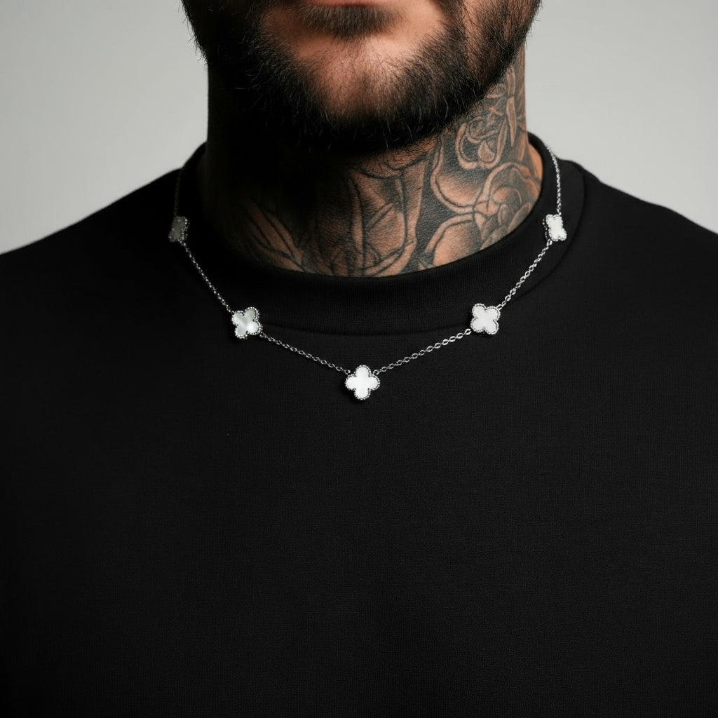 Clover Necklace Silver – White Pearl