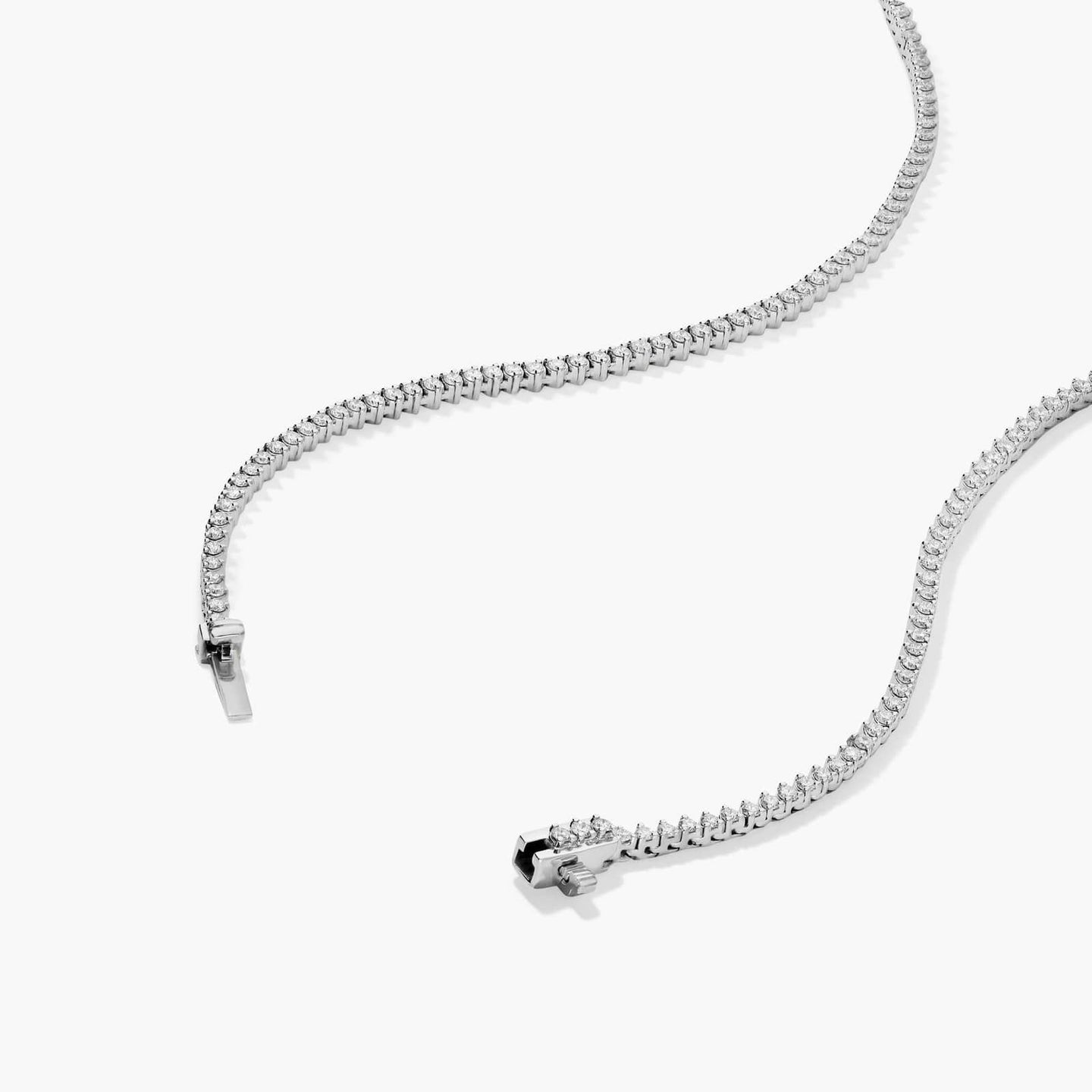 Aurélia Graduated Diamond Necklace – White Gold