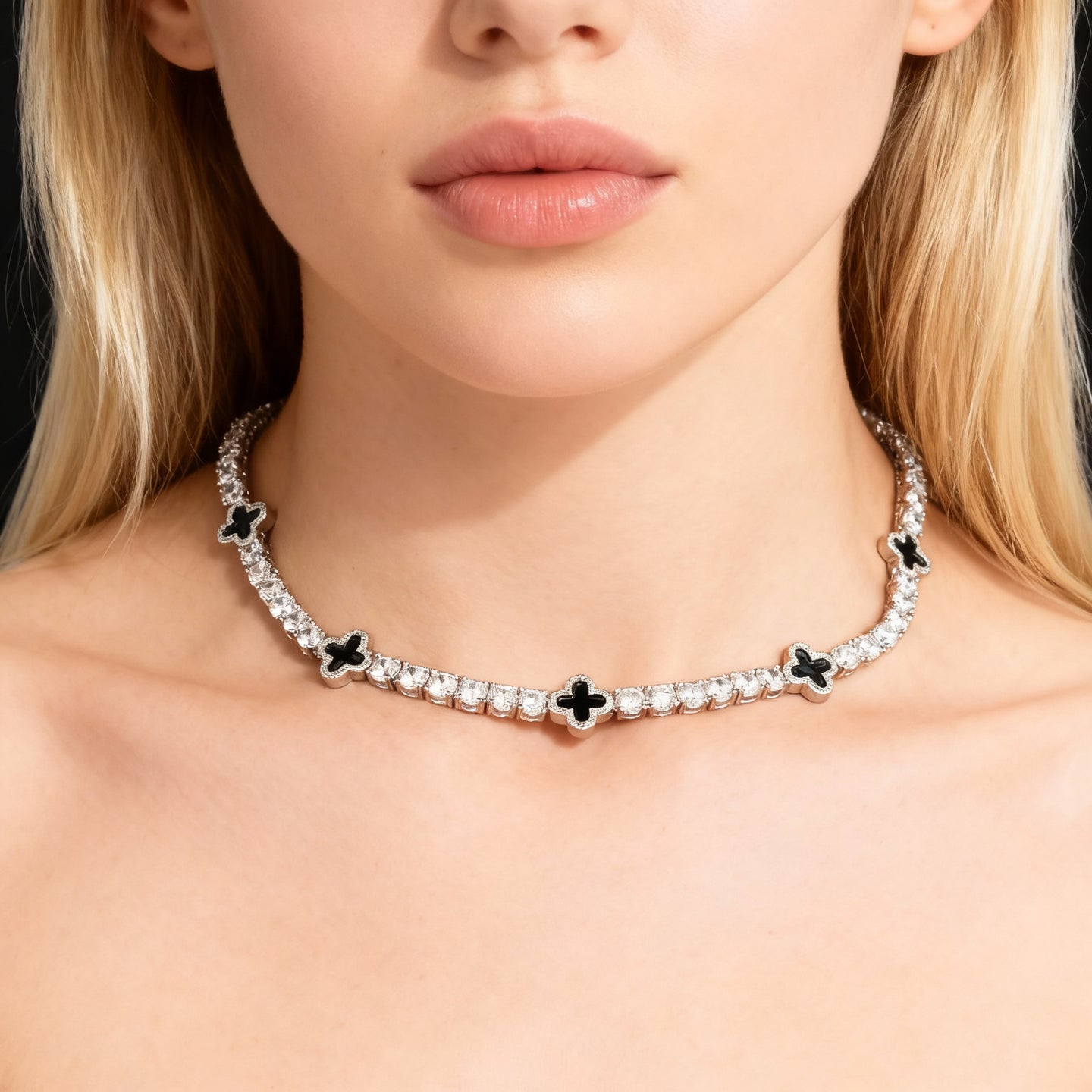 שרשרת טניס תלתן - Éclipse