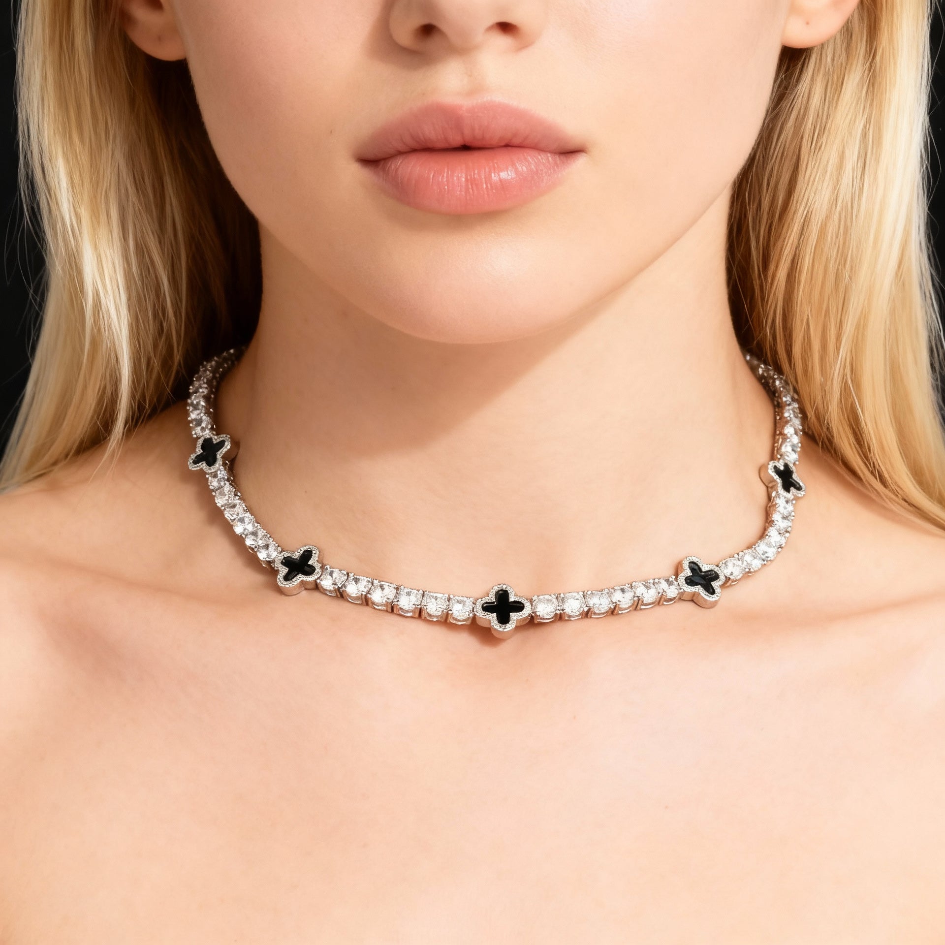 שרשרת טניס תלתן - Éclipse