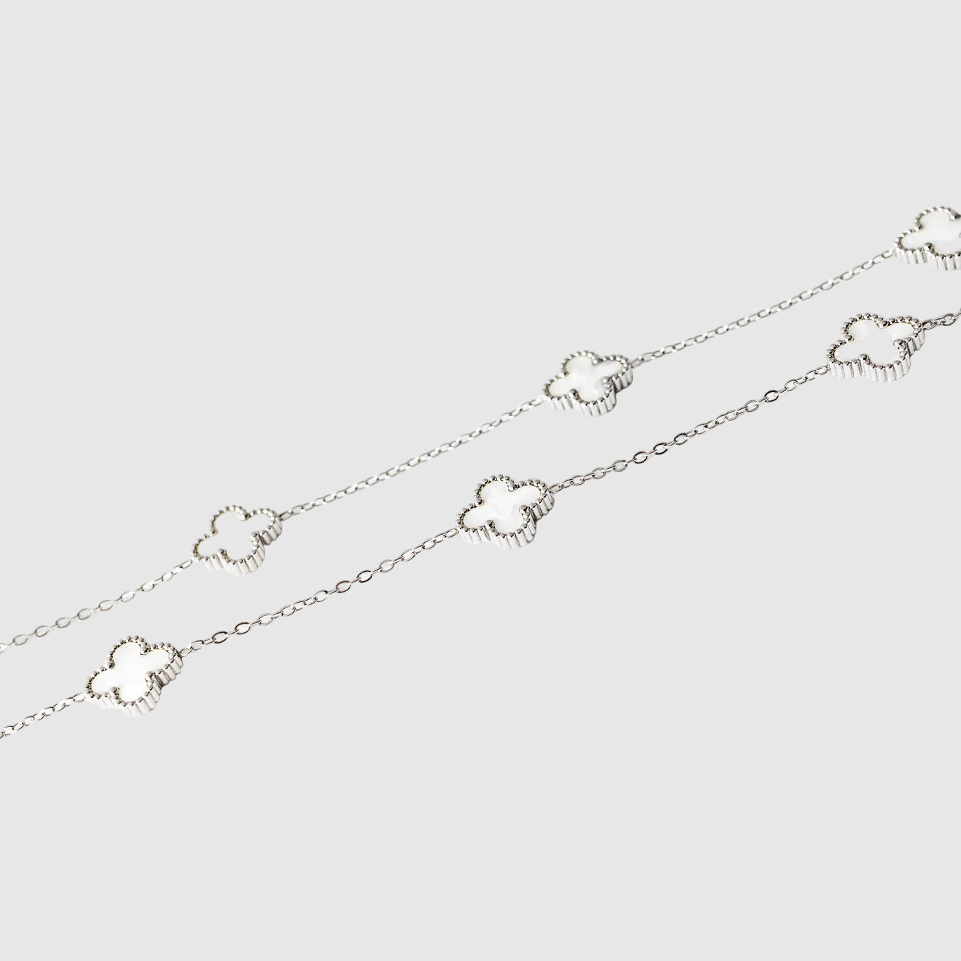 Clover Necklace Silver – White Pearl