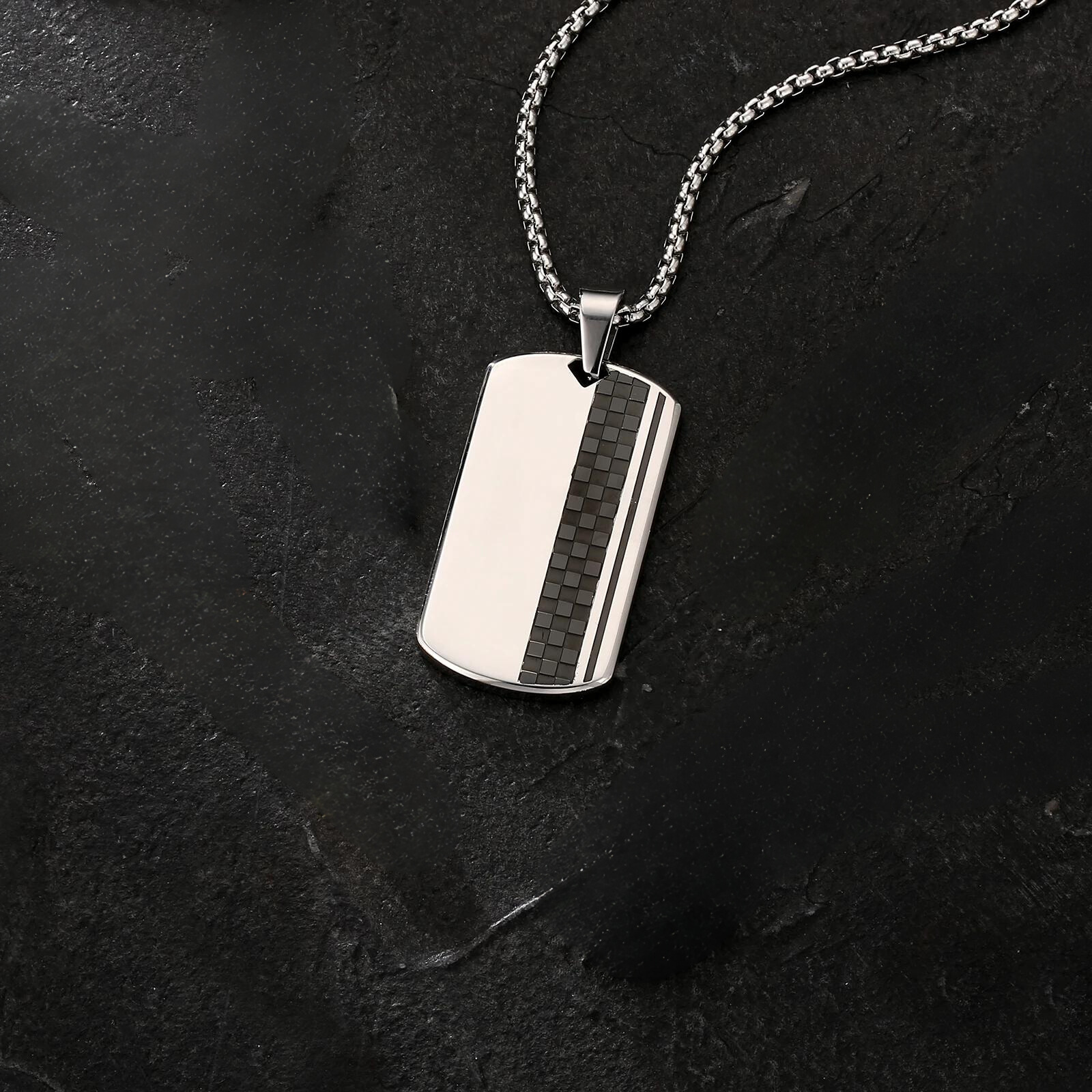 DOG TAG NECKLACE SILVER