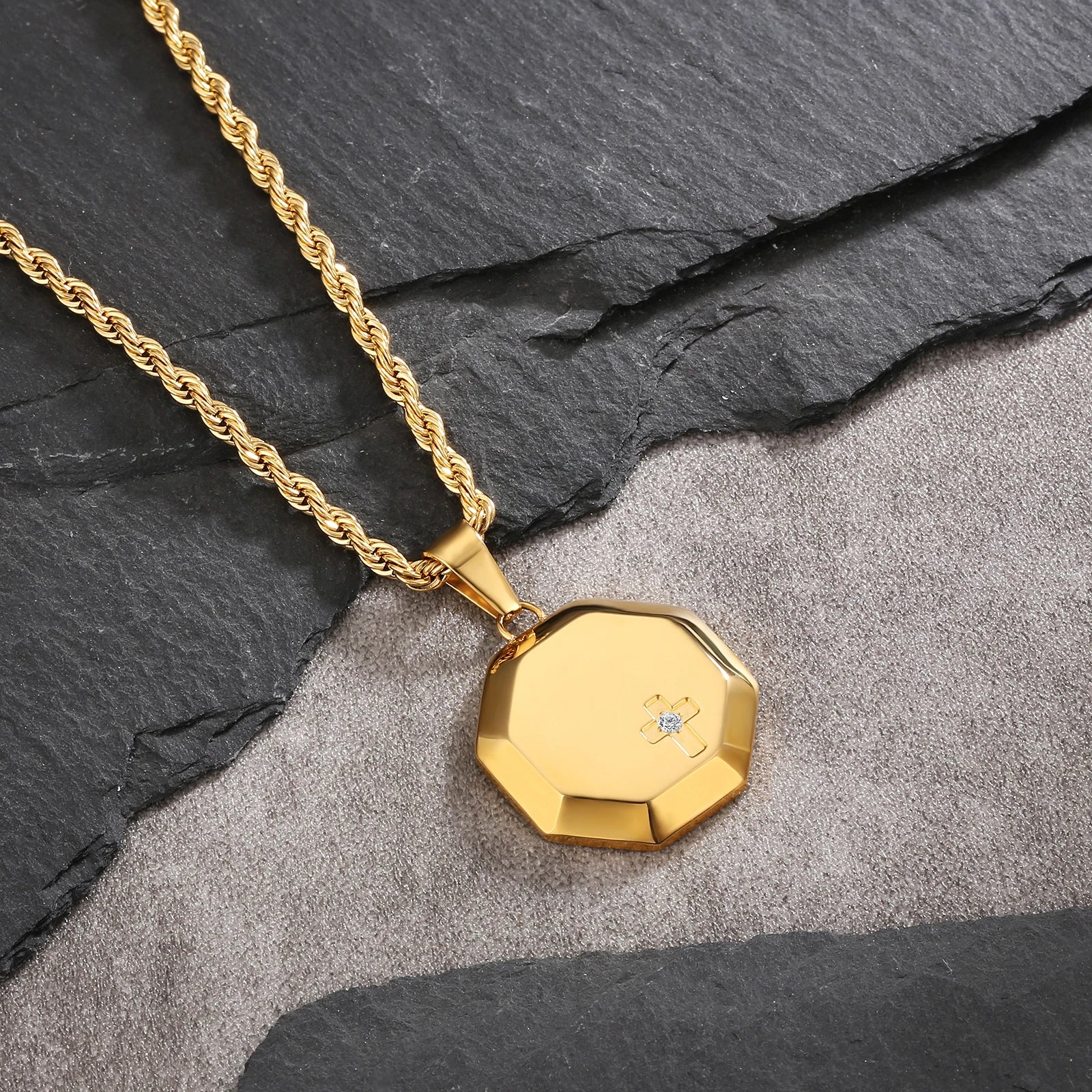 FAITH PENDANT