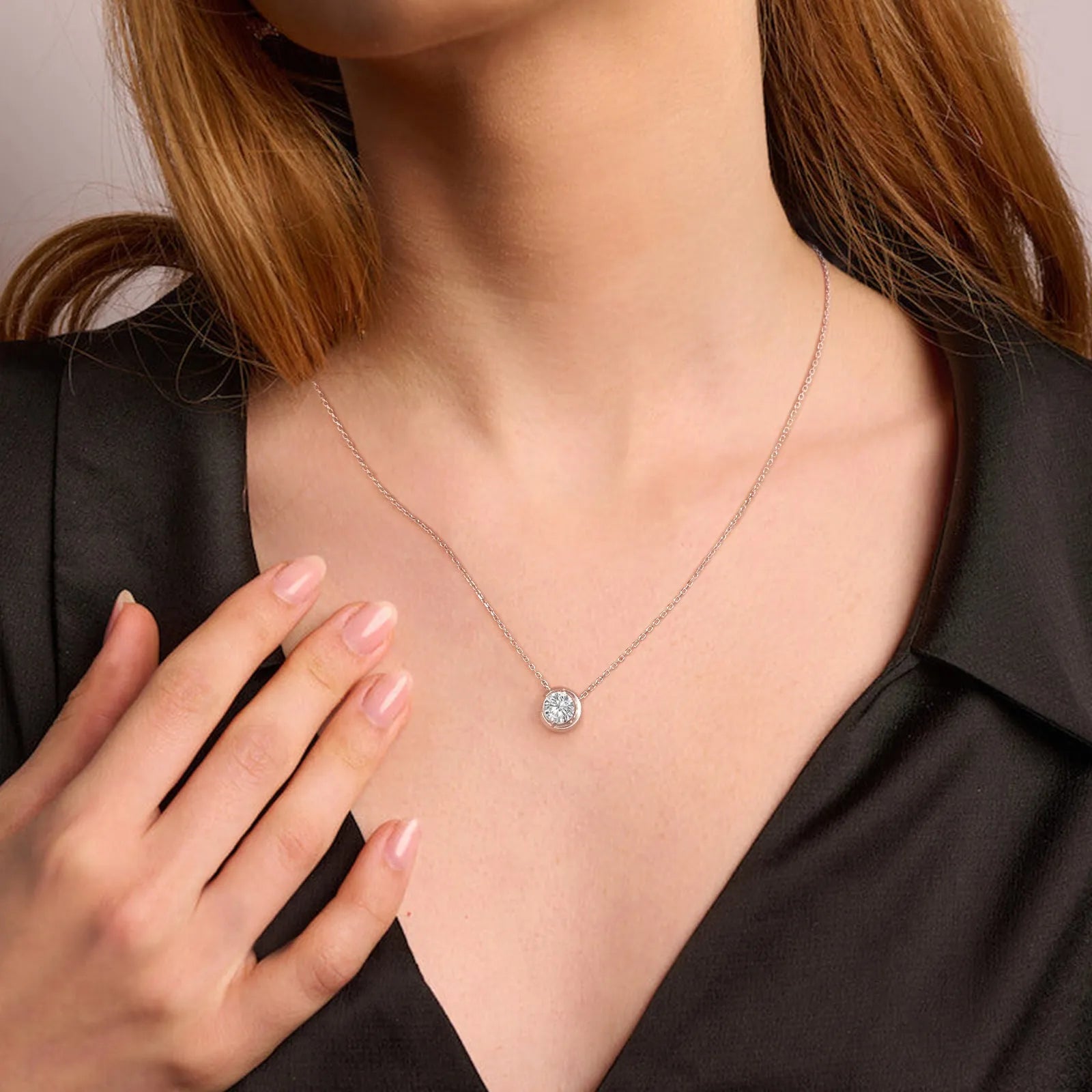Selene – Moissanite Necklace