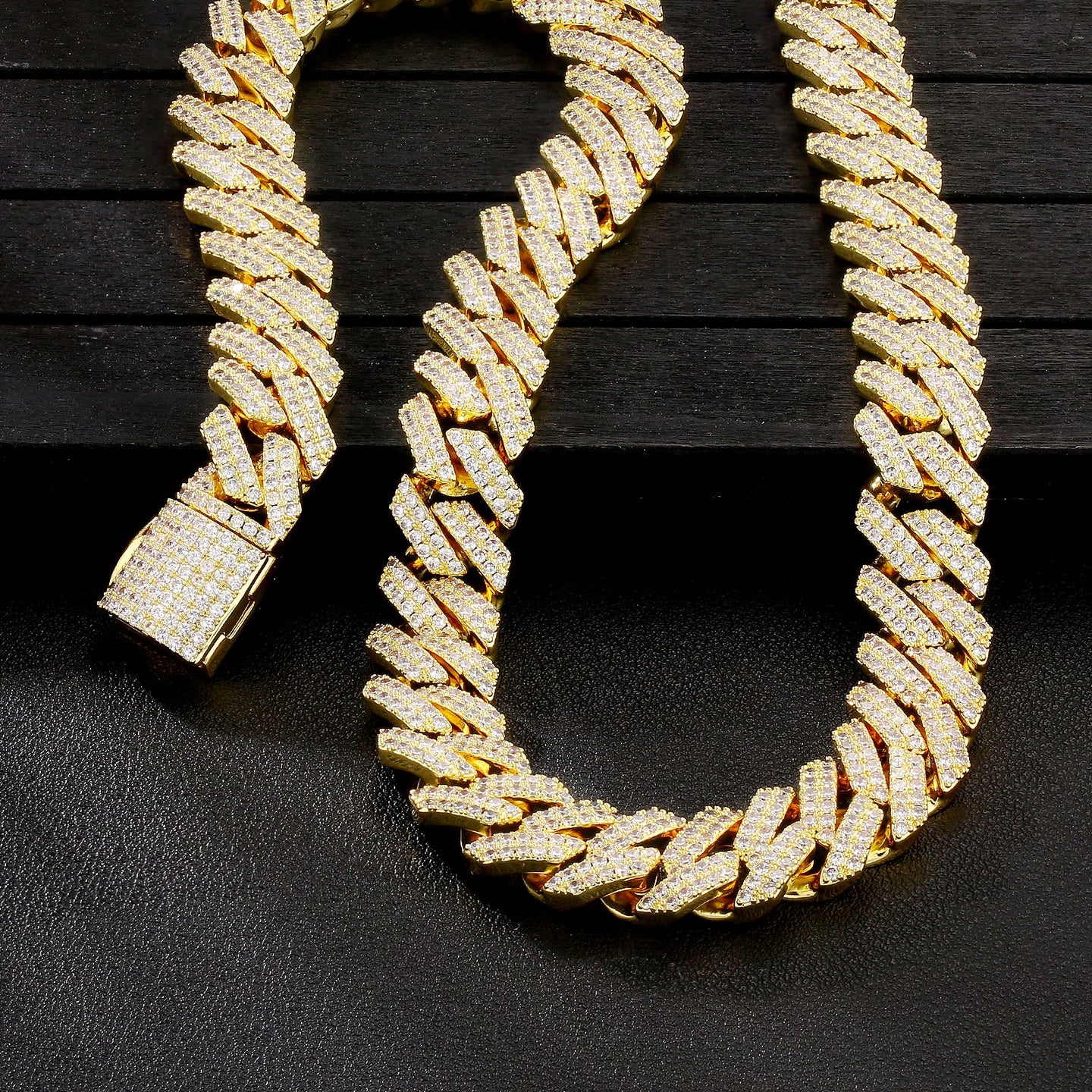 PRYSM – Prong Iced Cuban Necklace 12mm