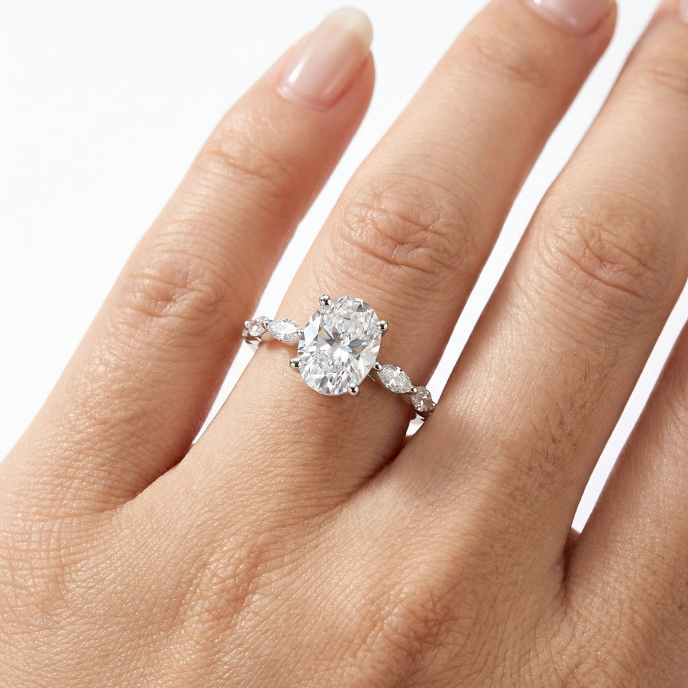 Aveline Ring - White Gold