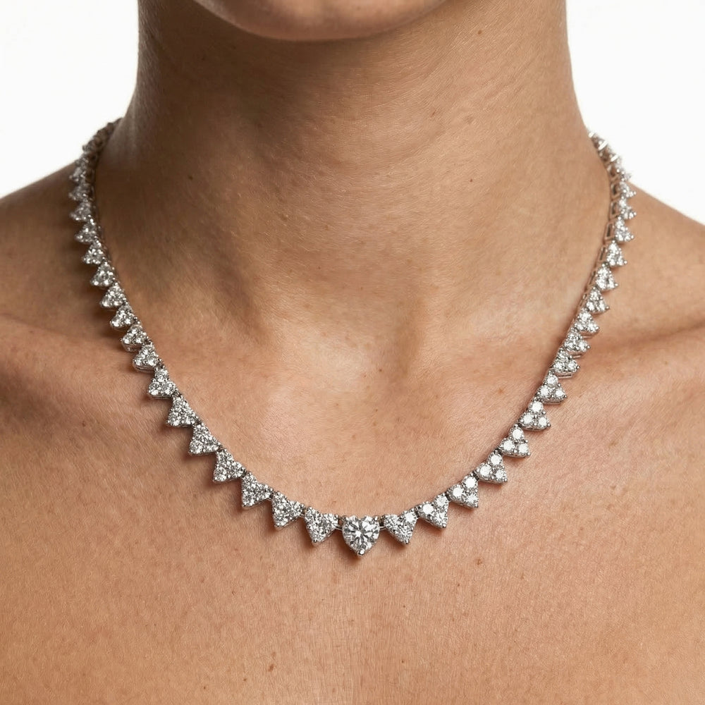 Aurélia Graduated Diamond Necklace – White Gold