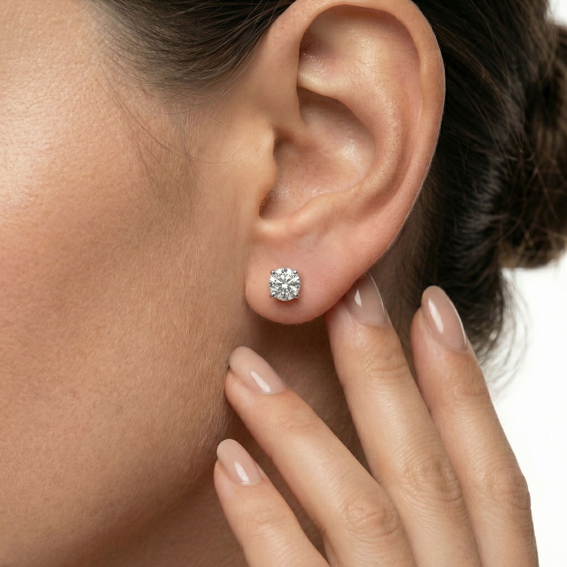 Classic Stud Earrings -  White Gold