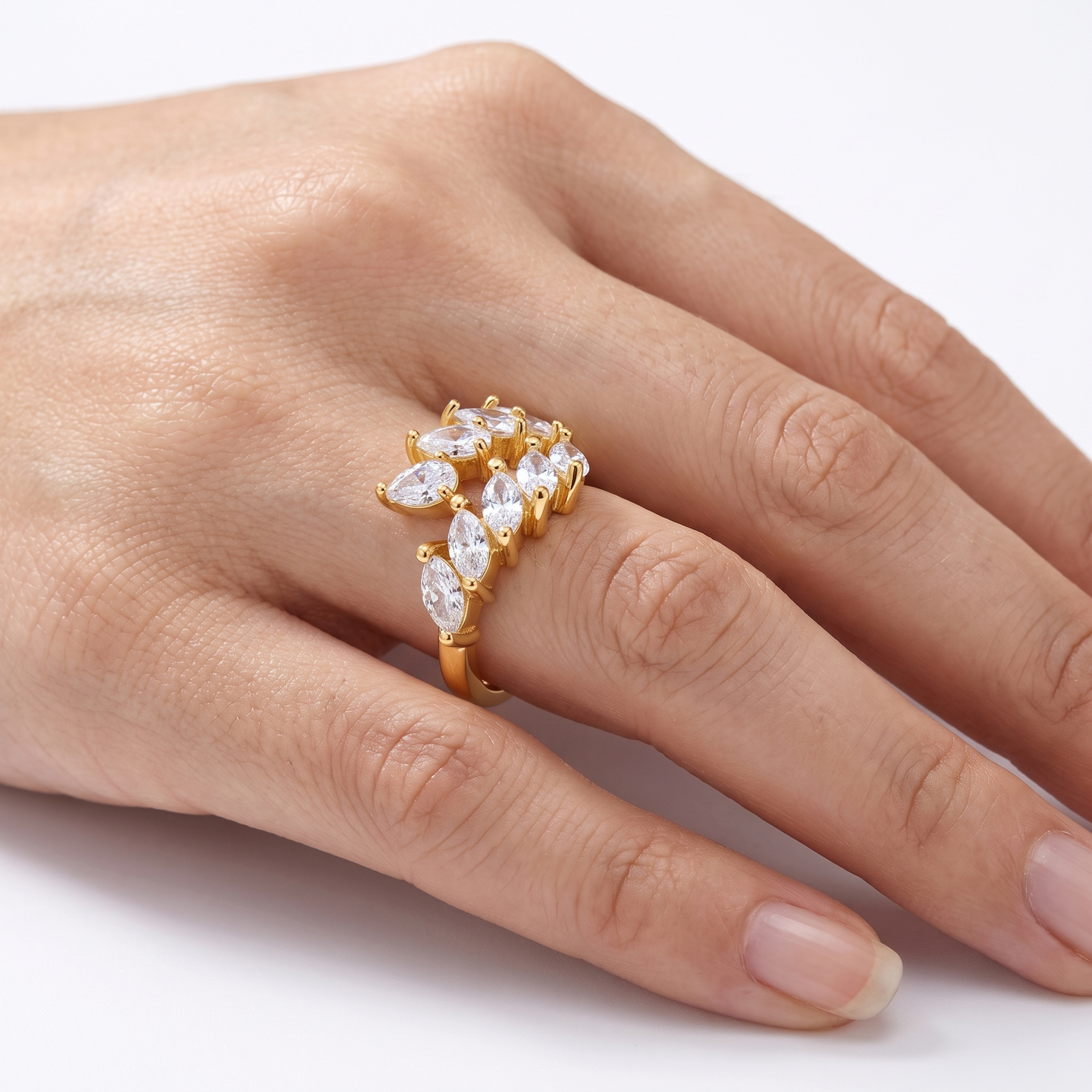 Vera Row Ring - Gold
