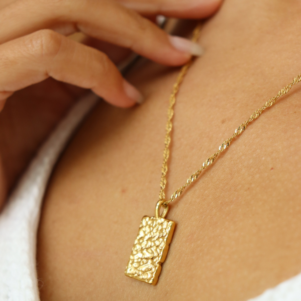 Terra Pendant